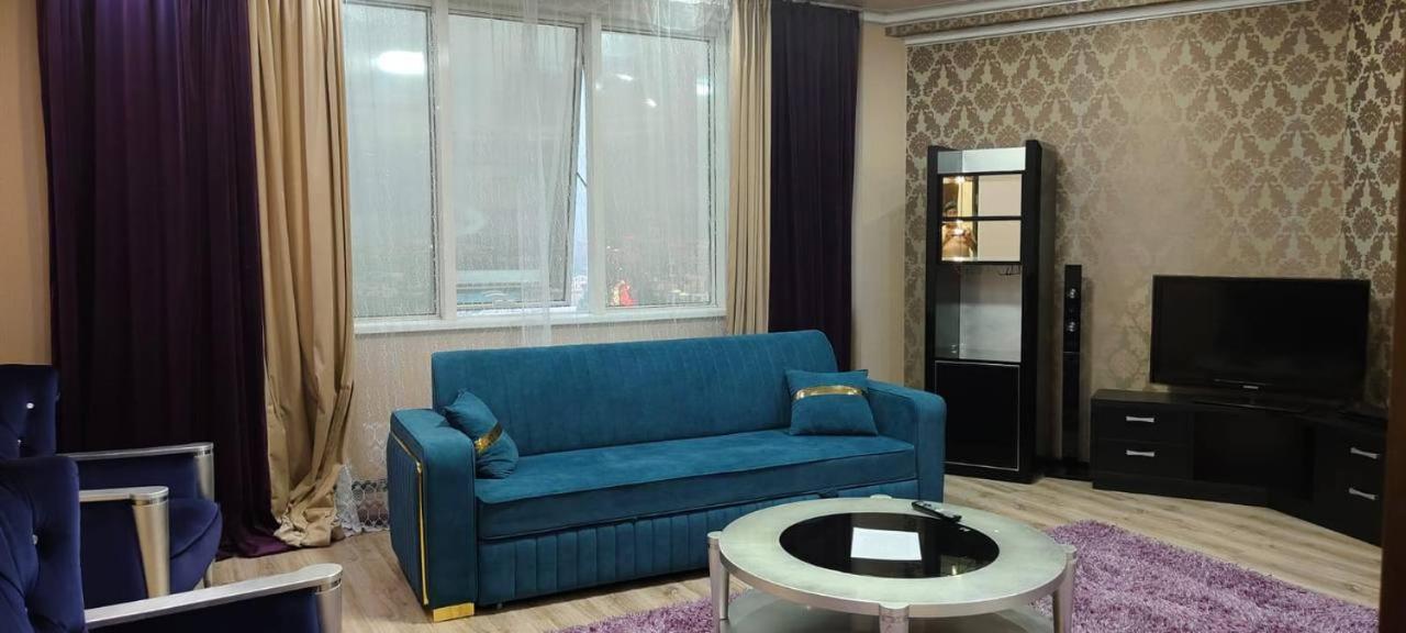 Nurly Tau 2Room Apartments Almaty Esterno foto